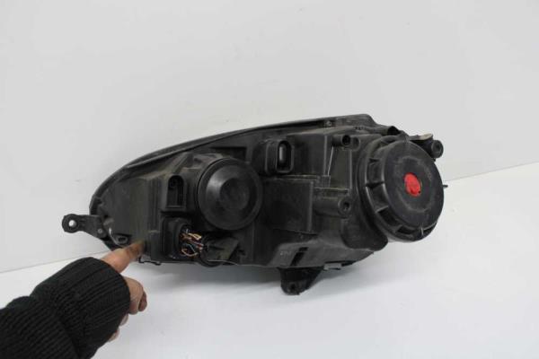 PHARE DROIT VW GOLF 5 / JETTA 9/2004+ - Vue 2